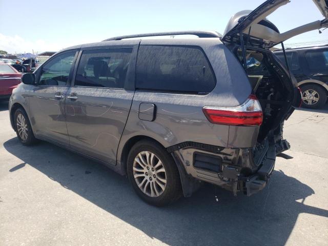 Photo 2 from auction – 2017 TOYOTA SIENNA XLE with VIN 5TDYZ3DC3HS883146