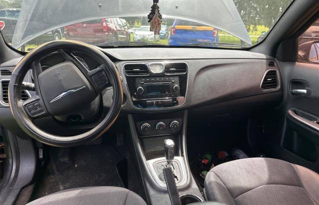 Фото 9 с аукциона – 2012 CHRYSLER 200 LX с VIN 1C3CCBAB1CN217200