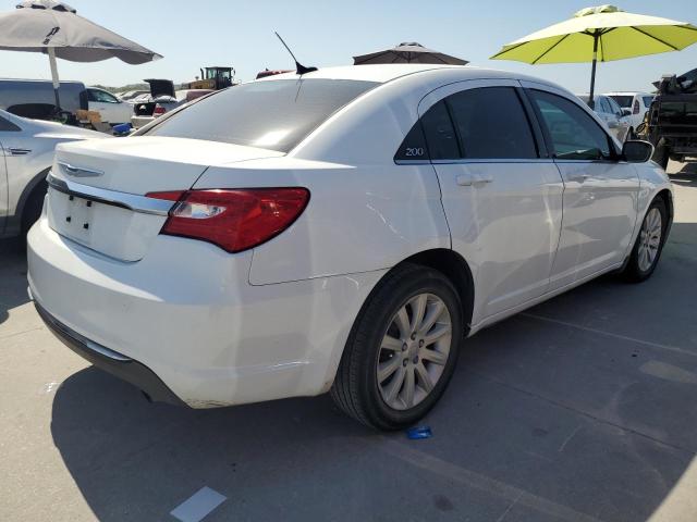 Photo 3 from auction – 2013 CHRYSLER 200 TOURIN with VIN 1C3CCBBB3DN500729