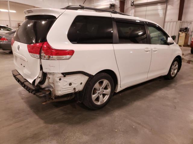 Снимка 3 от търг – 2012 TOYOTA SIENNA LE с VIN 5TDKK3DC6CS230443
