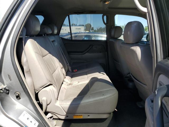 Photo 10 from auction – 2005 TOYOTA SEQUOIA SR with VIN 5TDBT44A55S251711