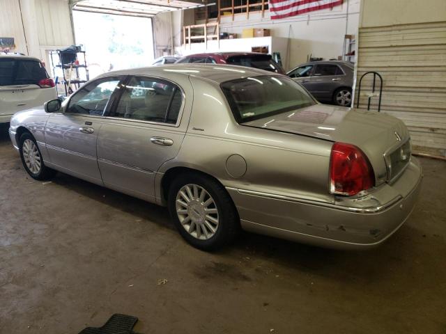 Photo 2 from auction – 2003 LINCOLN TOWN CAR S with VIN 1LNHM82W33Y694580