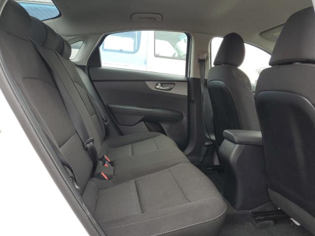 Photo 10 from auction – 2019 KIA FORTE FE with VIN 3KPF24AD9KE044084