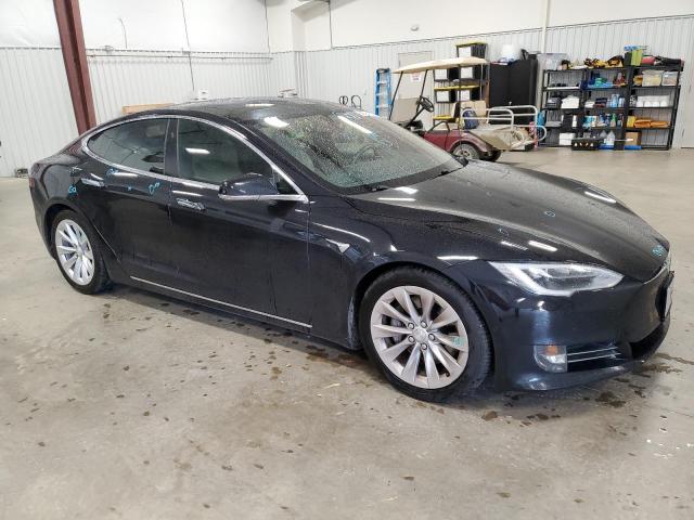 Photo 4 from auction – 2017 TESLA MODEL S with VIN 5YJSA1E26HF180555
