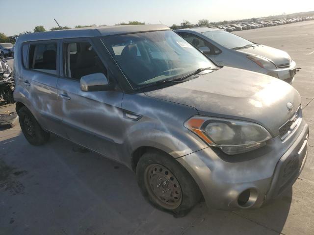 Photo 4 from auction – 2013 KIA SOUL with VIN KNDJT2A53D7595716