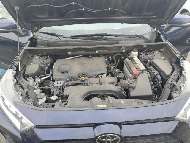 Photo 11 from auction – 2019 TOYOTA RAV4 XLE with VIN JTMP1RFV3KD039695