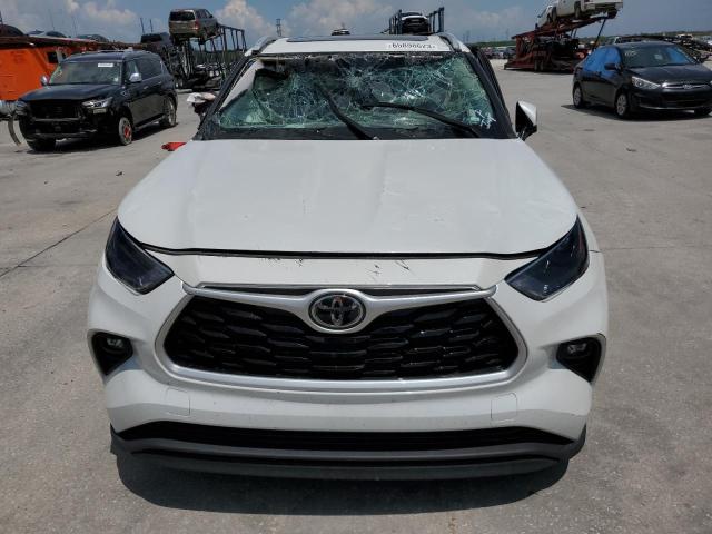 Photo 5 from auction – 2022 TOYOTA HIGHLANDER with VIN 5TDGZRAH6NS539191