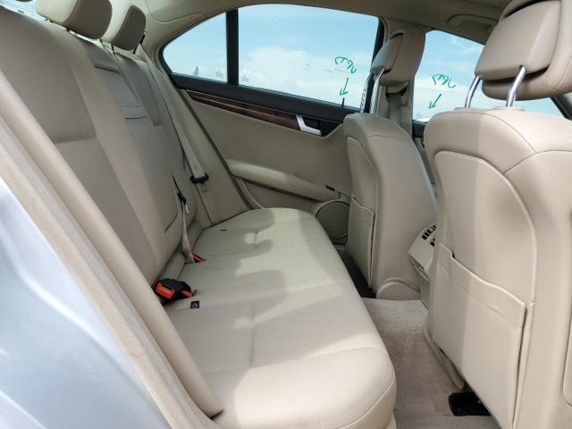 Photo 10 from auction – 2012 MERCEDES-BENZ C 250 with VIN WDDGF4HB2CA618208