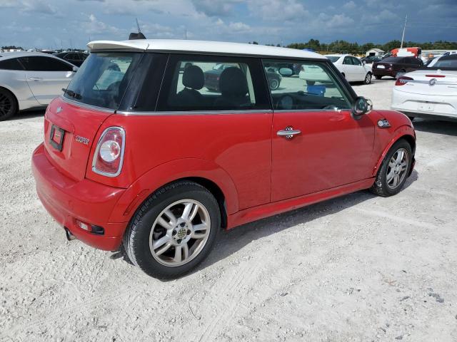 Photo 3 from auction – 2011 MINI COOPER with VIN WMWSU3C55BT096244