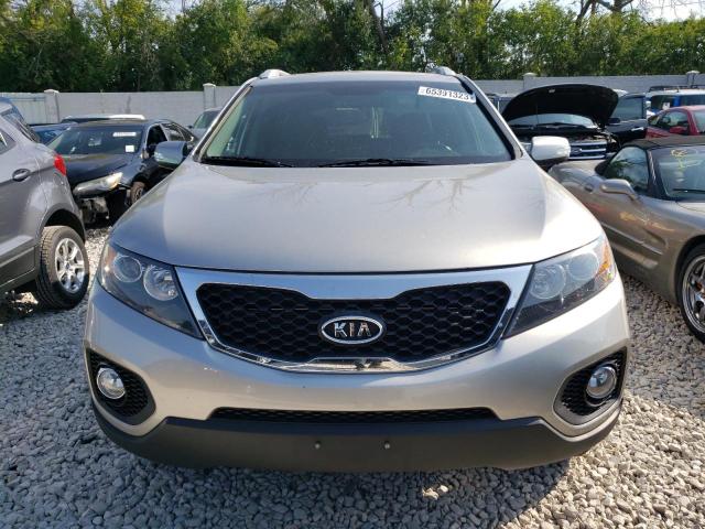 Photo 5 from auction – 2013 KIA SORENTO LX with VIN 5XYKT3A63DG400459