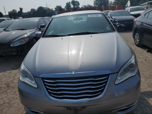 Foto 5 de la subasta – 2014 CHRYSLER 200 LX con VIN 1C3CCBAB3EN208064