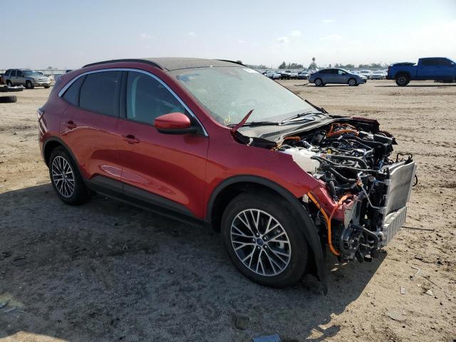 Photo 4 from auction – 2022 FORD ESCAPE SEL with VIN 1FMCU0KZ3NUA24432