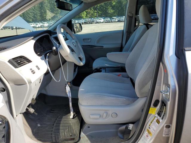 Photo 7 from auction – 2012 TOYOTA SIENNA LE with VIN 5TDKK3DC5CS216985