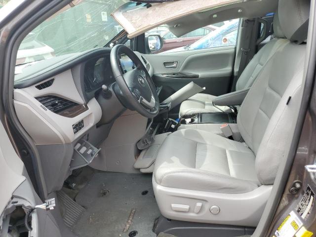 Photo 7 from auction – 2017 TOYOTA SIENNA XLE with VIN 5TDYZ3DC0HS810879
