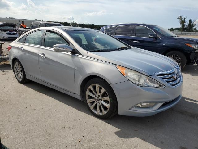 Photo 4 from auction – 2013 HYUNDAI SONATA SE with VIN 5NPEC4AB6DH573174