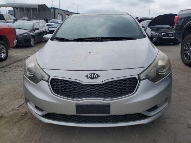 Снимка 5 от търг – 2014 KIA FORTE EX с VIN KNAFX4A86E5165950