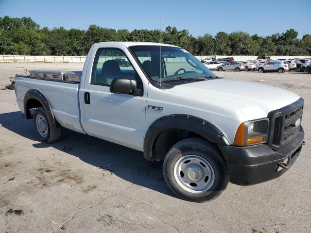 Photo 4 from auction – 2005 FORD F250 SUPER with VIN 1FTNF20545EA69456