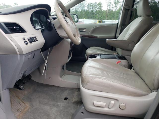 Photo 7 from auction – 2013 TOYOTA SIENNA XLE with VIN 5TDYK3DC4DS377789