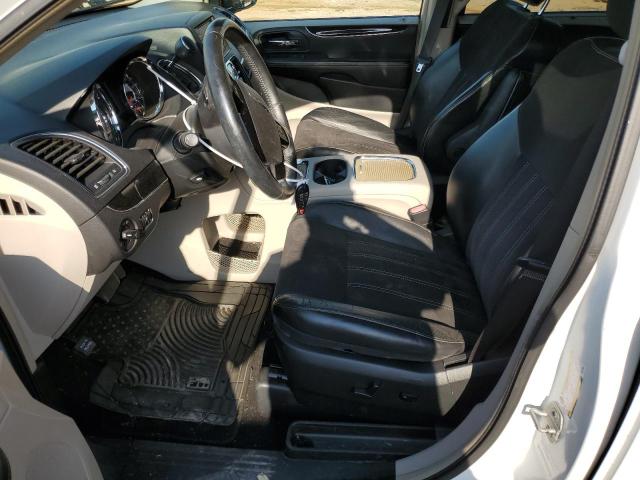 Photo 7 from auction – 2014 CHRYSLER TOWN & COU with VIN 2C4RC1CG8ER424696