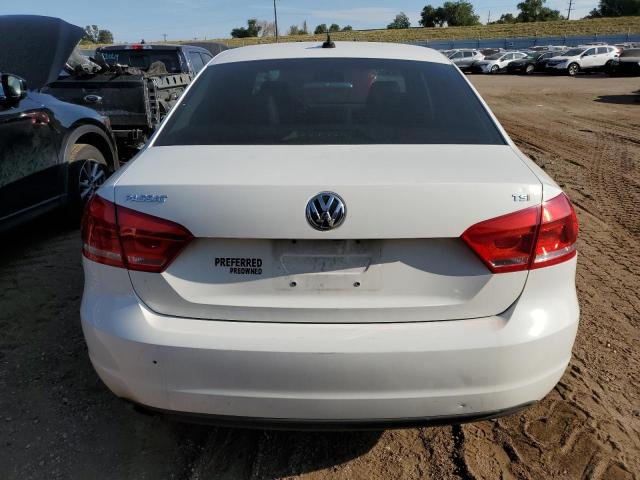 Photo 6 from auction – 2015 VOLKSWAGEN PASSAT S with VIN 1VWAS7A31FC114481