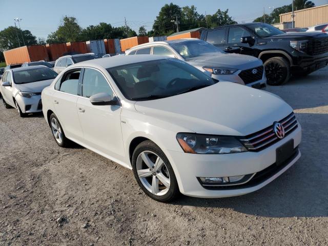 Photo 4 from auction – 2015 VOLKSWAGEN PASSAT S with VIN 1VWAT7A33FC112888