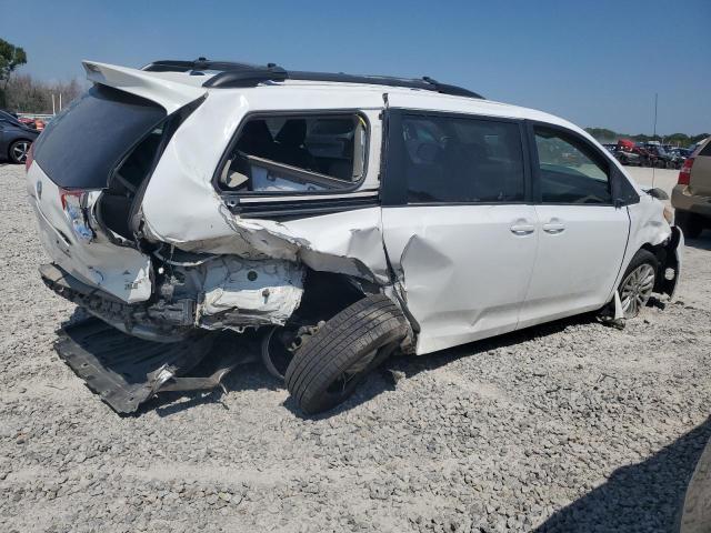 Photo 3 from auction – 2012 TOYOTA SIENNA XLE with VIN 5TDYK3DC7CS237251