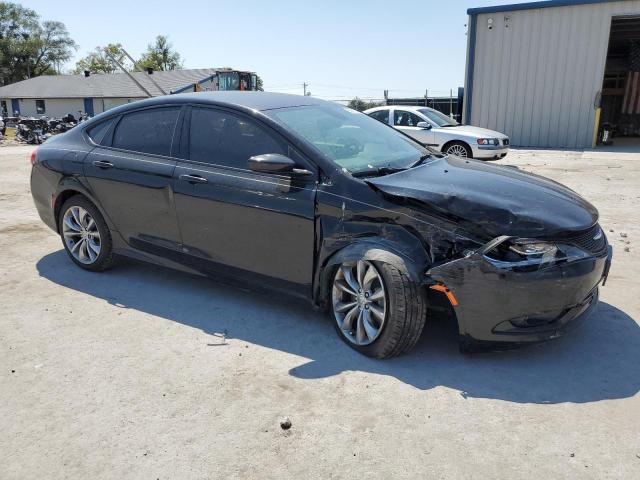Photo 4 from auction – 2016 CHRYSLER 200 with VIN 1C3CCCBG6GN161373