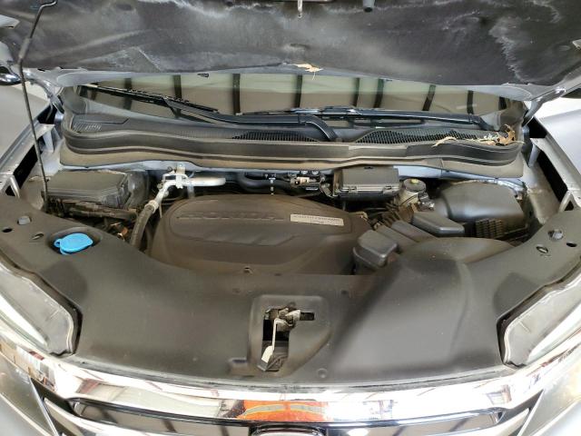 Photo 12 from auction – 2017 HONDA PILOT TOUR with VIN 5FNYF6H97HB012893