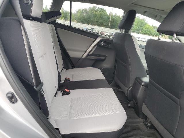Photo 11 from auction – 2017 TOYOTA RAV4 XLE with VIN 2T3RFREV8HW677058
