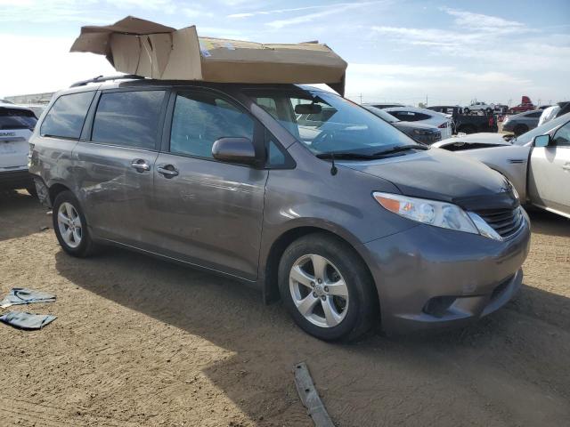 Photo 4 from auction – 2013 TOYOTA SIENNA LE with VIN 5TDKK3DC6DS396379