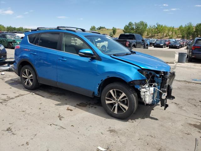 Photo 4 from auction – 2017 TOYOTA RAV4 XLE with VIN JTMRFREV9HJ122912