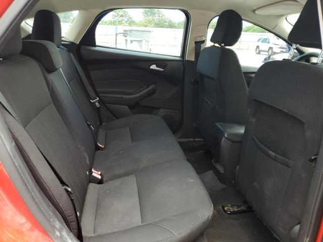 Photo 10 from auction – 2016 FORD FOCUS SE with VIN 1FADP3K26GL338093