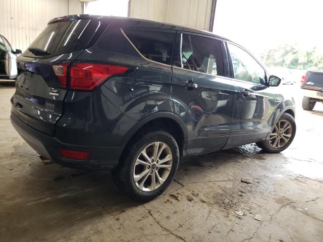 Photo 3 from auction – 2019 FORD ESCAPE SE with VIN 1FMCU9GD7KUA77387