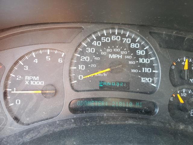 Photo 9 from auction – 2004 CHEVROLET SUBURBAN with VIN 3GNFK16T94G172094