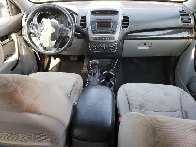 Photo 8 from auction – 2014 KIA SORENTO LX with VIN 5XYKT3A69EG472820