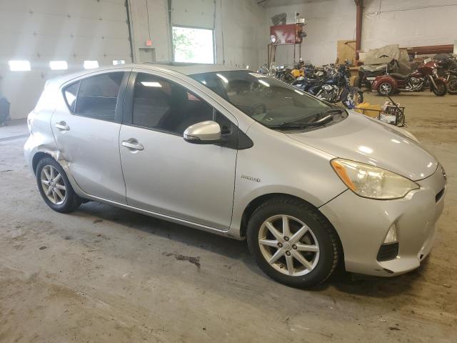 Photo 4 from auction – 2012 TOYOTA PRIUS C with VIN JTDKDTB39C1016928