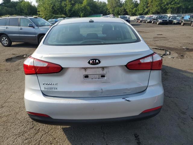 Photo 6 from auction – 2016 KIA FORTE LX with VIN KNAFK4A60G5568533