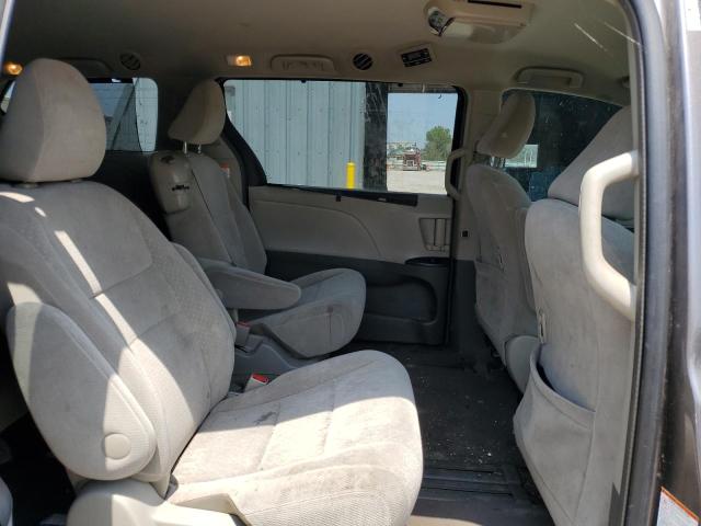 Photo 11 from auction – 2015 TOYOTA SIENNA LE with VIN 5TDKK3DC4FS531152