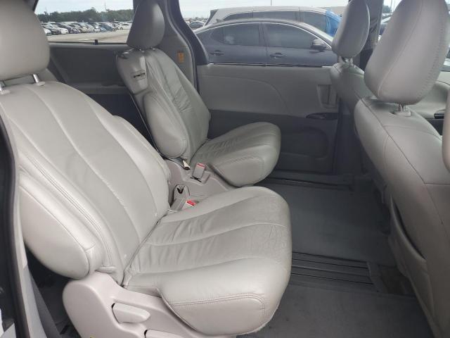 Photo 11 from auction – 2014 TOYOTA SIENNA LE with VIN 5TDKK3DC1ES463407