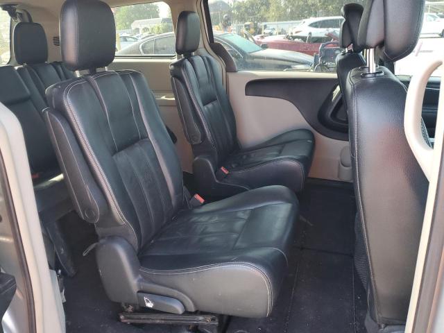 Photo 11 from auction – 2012 CHRYSLER TOWN & COU with VIN 2C4RC1BGXCR223350