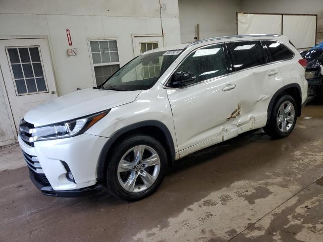 TOYOTA HIGHLANDER 2019 with VIN 5TDDZRFH7KS717634 - Photo from auction