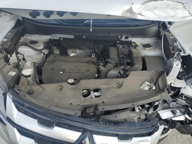 Photo 12 from auction – 2023 MITSUBISHI OUTLANDER with VIN JA4ARUAU1PU011783