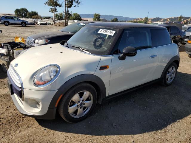 MINI COOPER 2015 with VIN WMWXM5C51FT974176 - Photo from auction