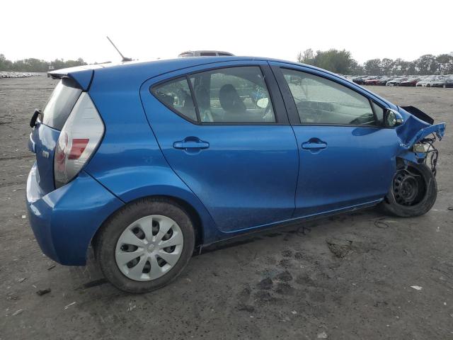Photo 3 from auction – 2013 TOYOTA PRIUS C with VIN JTDKDTB35D1540837