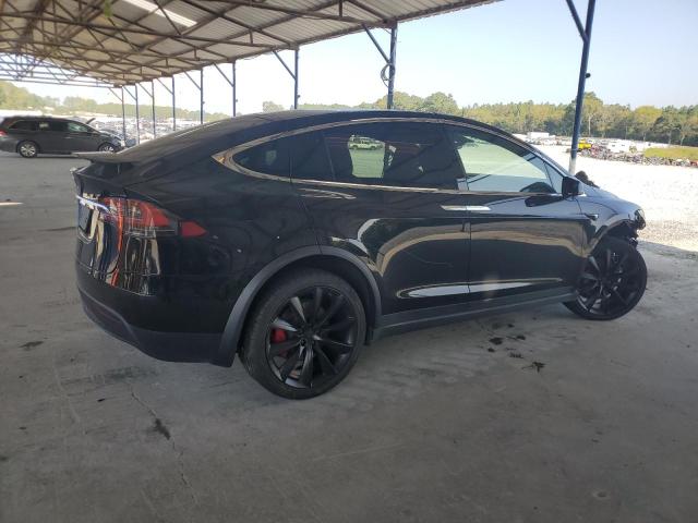 Photo 3 from auction – 2017 TESLA MODEL X with VIN 5YJXCDE23HF065381