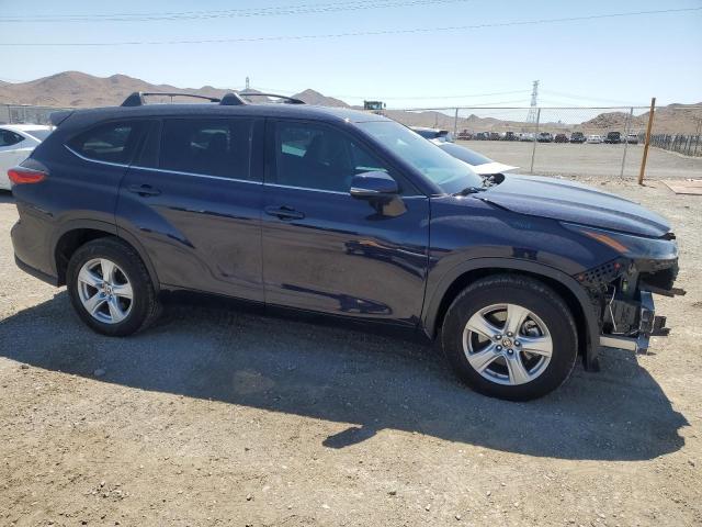 Photo 4 from auction – 2022 TOYOTA HIGHLANDER with VIN 5TDZZRAHXNS100360
