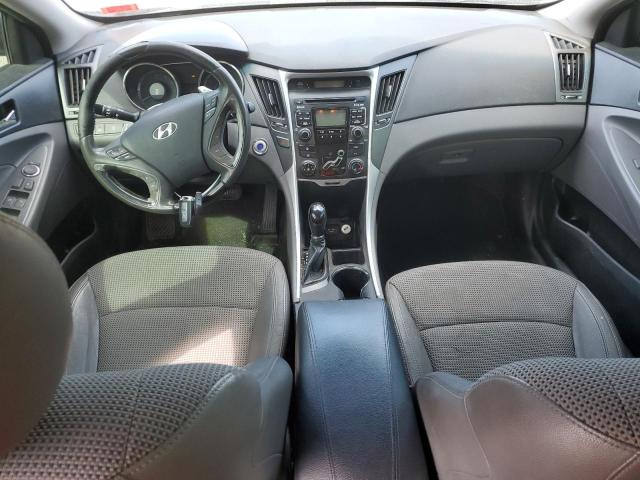 Photo 8 from auction – 2011 HYUNDAI SONATA SE with VIN 5NPEC4AC7BH230587
