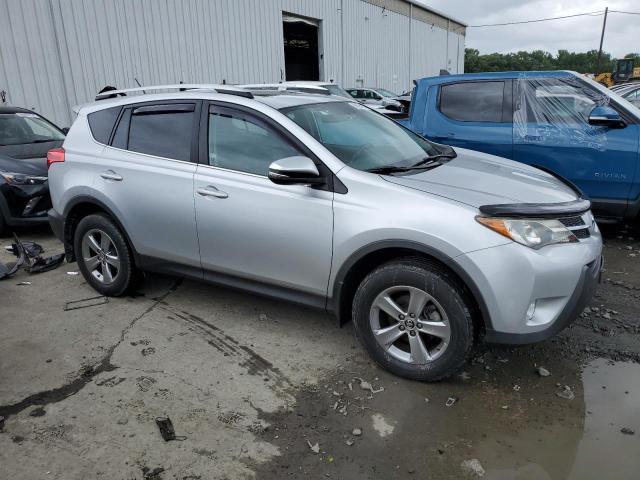 Photo 4 from auction – 2015 TOYOTA RAV4 XLE with VIN 2T3RFREVXFW390933