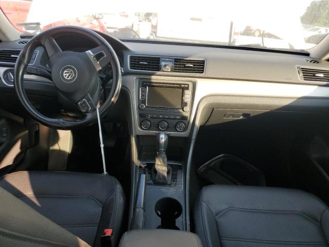 Photo 8 from auction – 2015 VOLKSWAGEN PASSAT S with VIN 1VWAT7A33FC112888