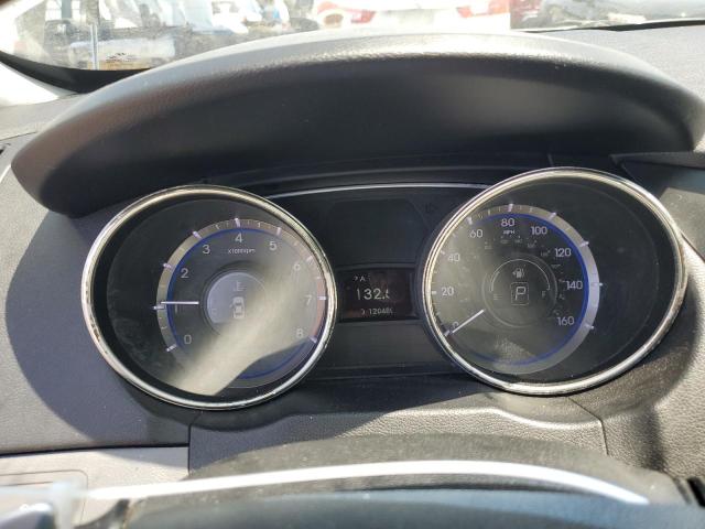 Photo 9 from auction – 2011 HYUNDAI SONATA SE with VIN 5NPEC4AC4BH114828